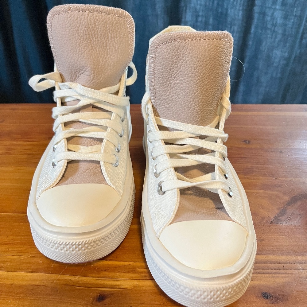 Women's Converse CTAS Move Hi